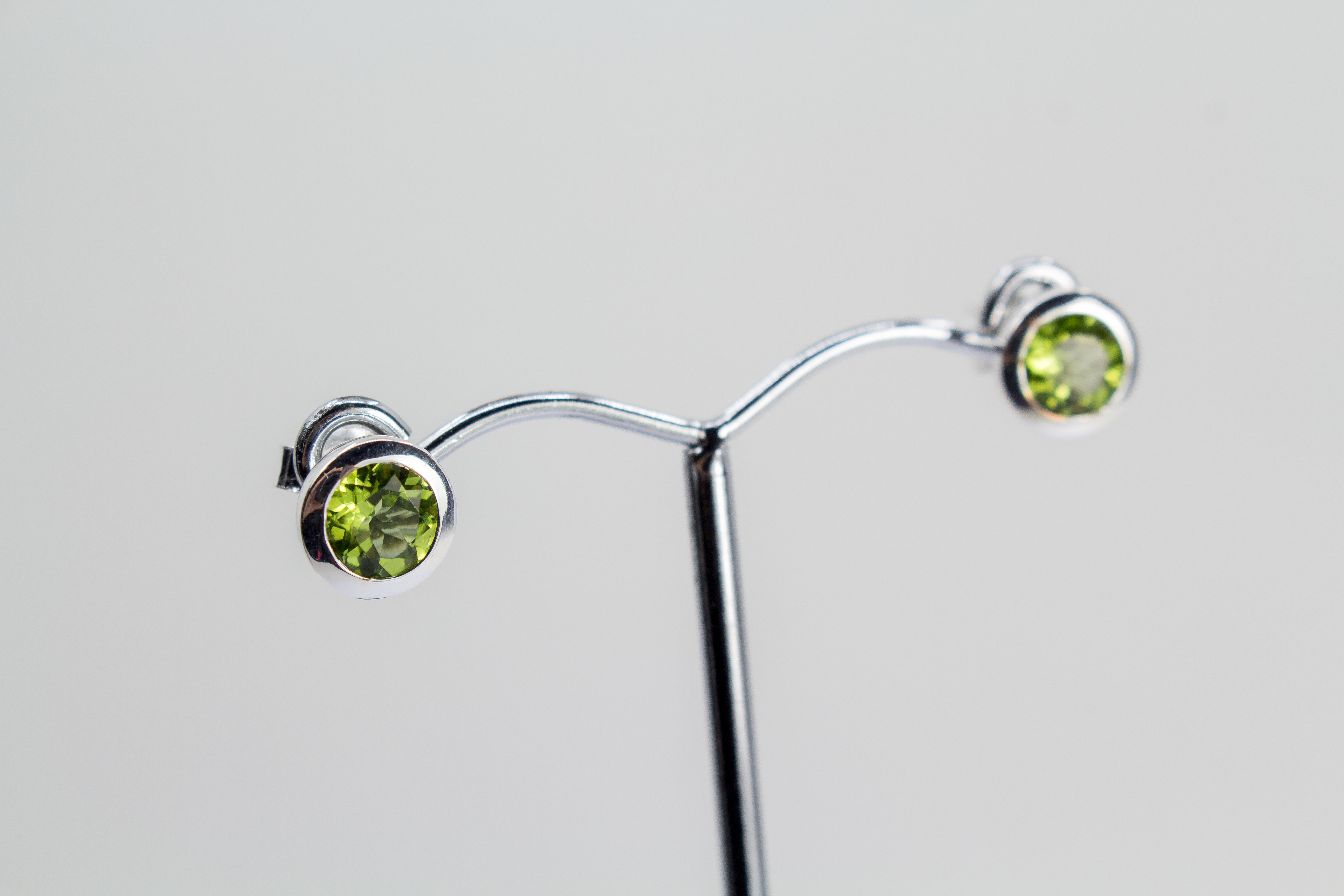 Peridotohrstecker online kaufen - Schmuck online kaufen