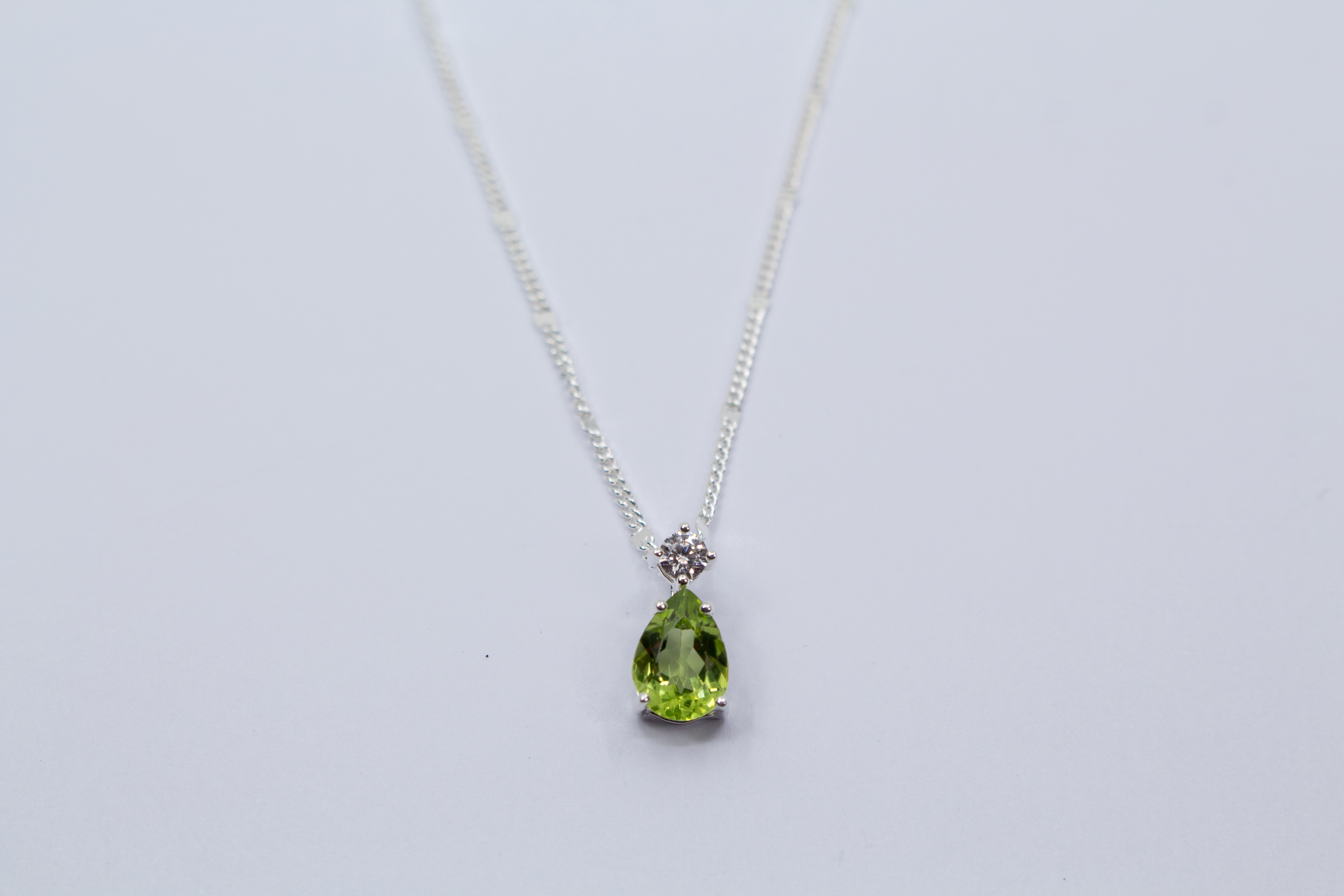 Peridotanhänger online kaufen - Schmuck online kaufen