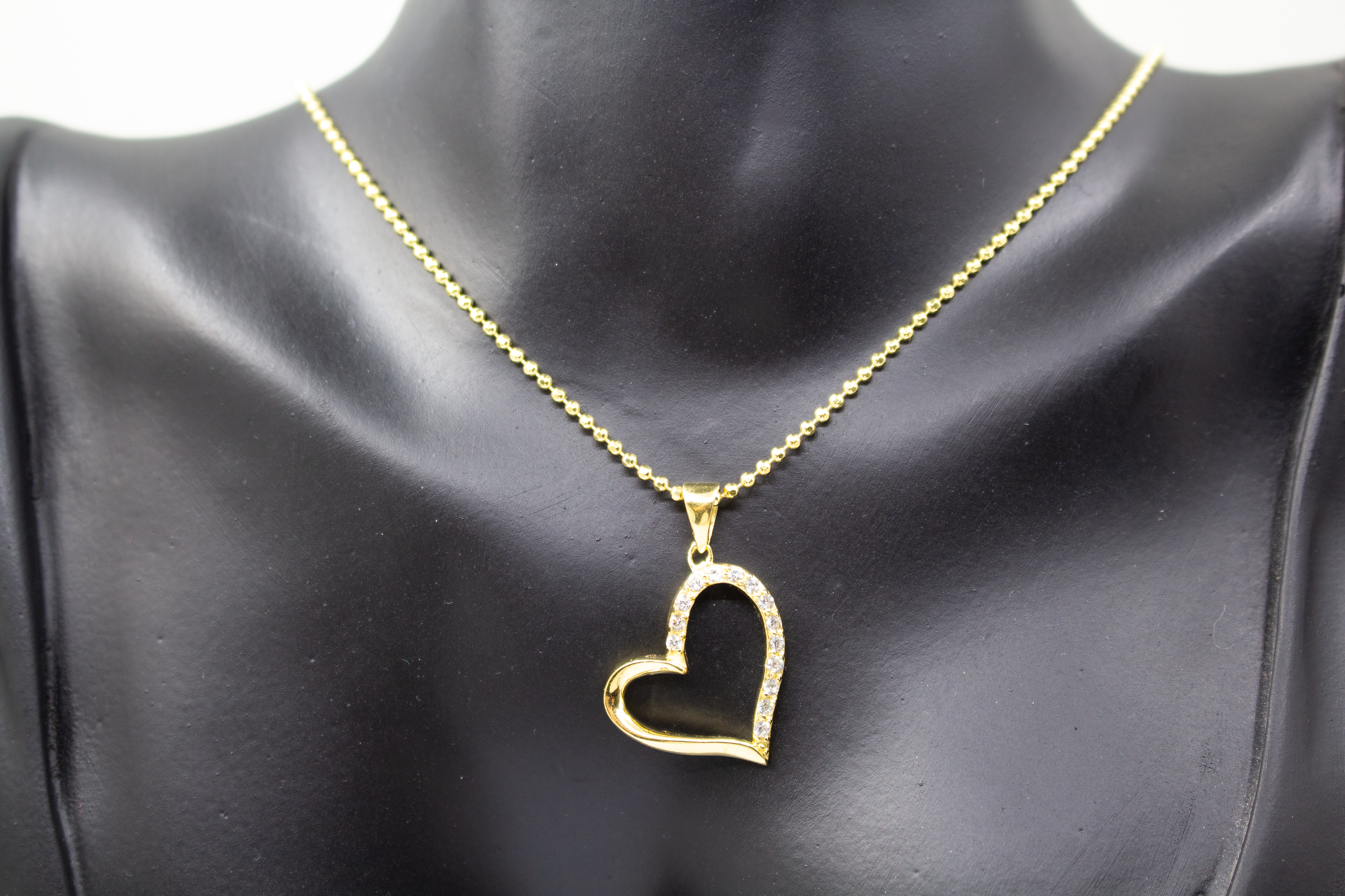 Herzkette „Herzfunken“ aus 20 Mikron vergoldetem 925 Sterlingsilber mit Zirkonia