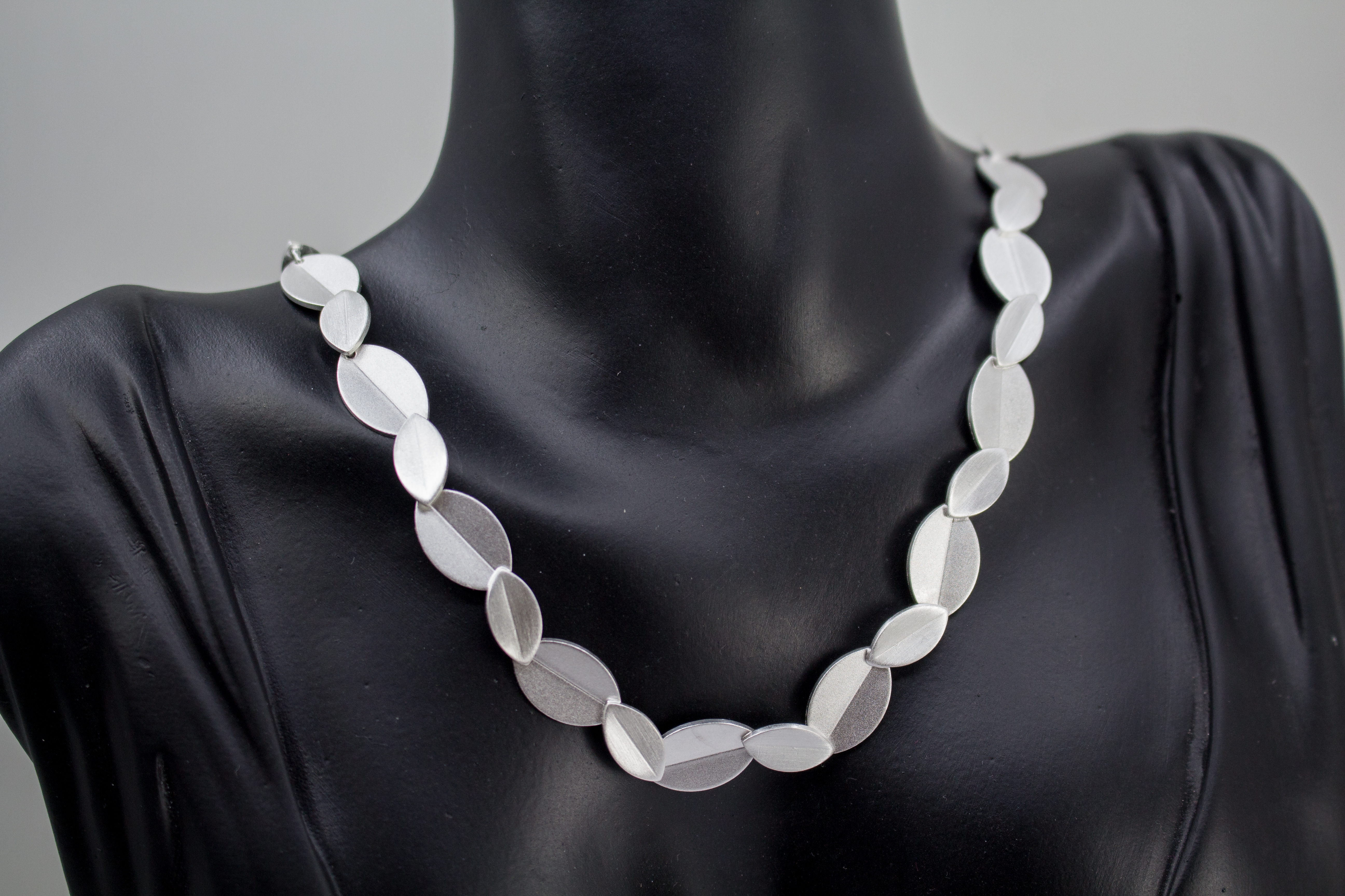 Collier Blätter - Ketten online kaufen