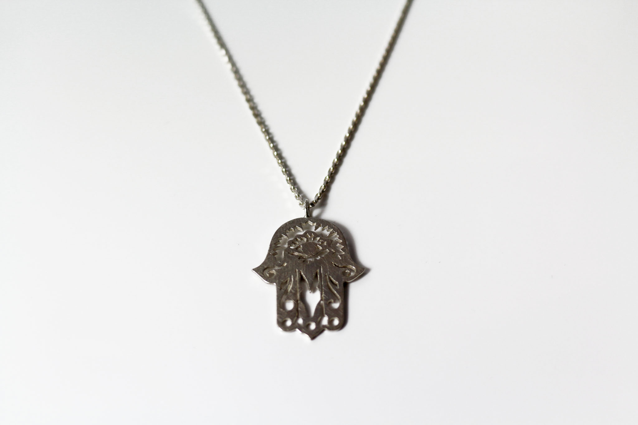 Schmuck-Simi-27-01-22-9370 Kette Hand der Fatima