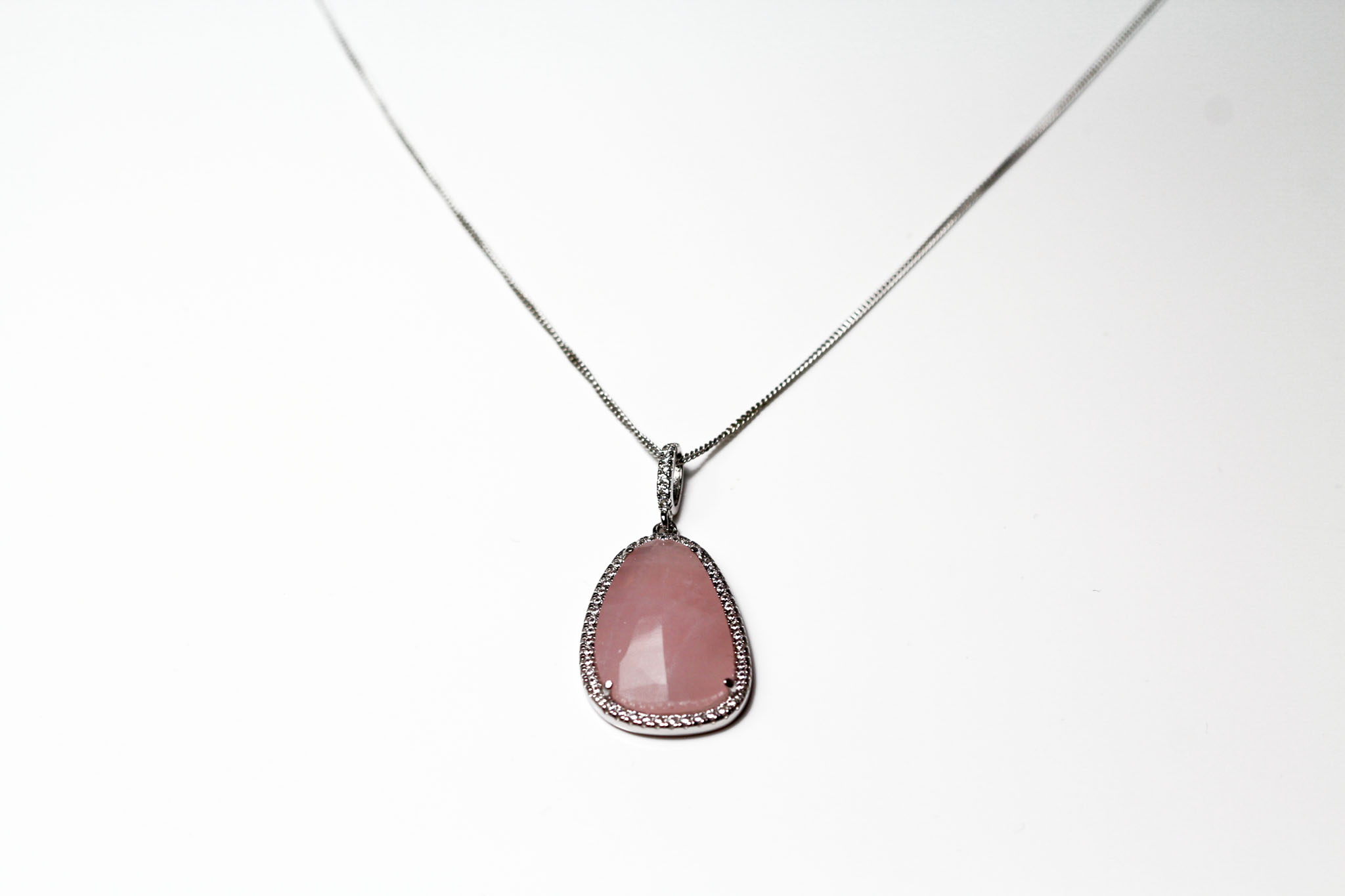 Collier Rosenquarz mit Zirkonia Collier Rosenquarz mit Zirkonia