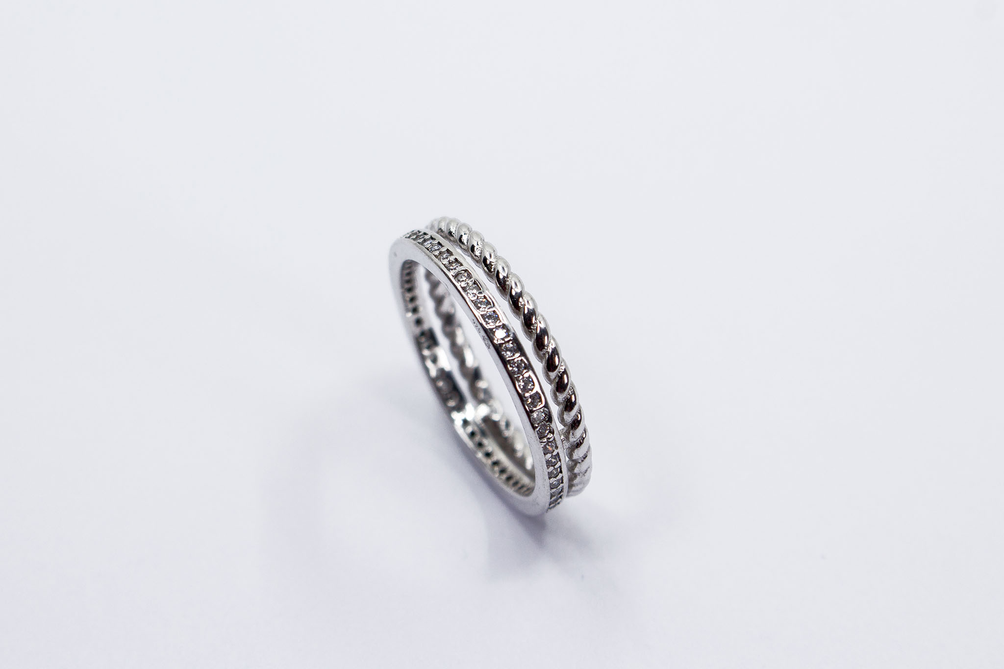 Ring doppelt mit Zirkonia Ring doppelt mit Zirkonia