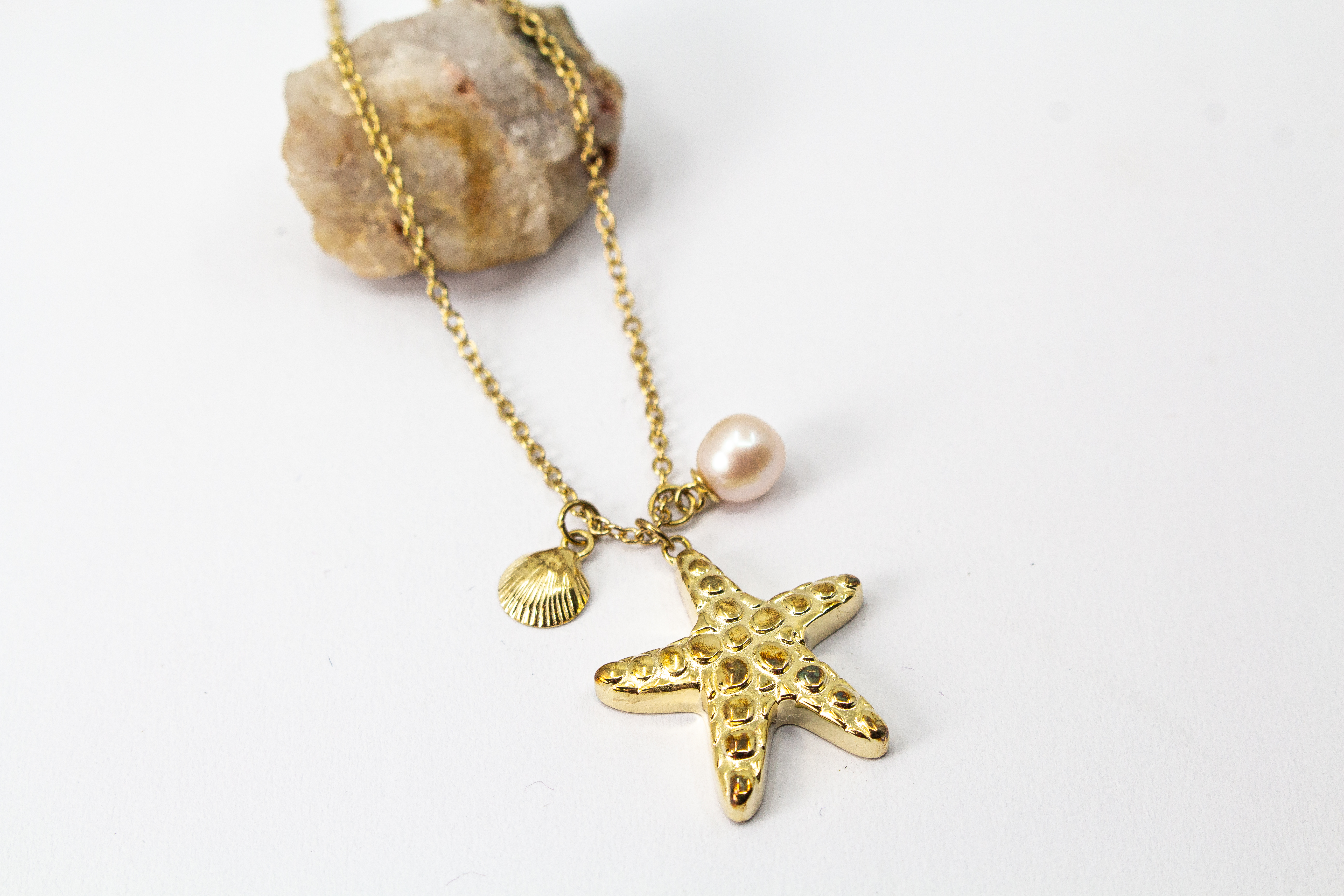 Collier „Océane“ 925 Silber, vergoldet mit großem Seestern, Muschel & Süßwasserzuchtperle