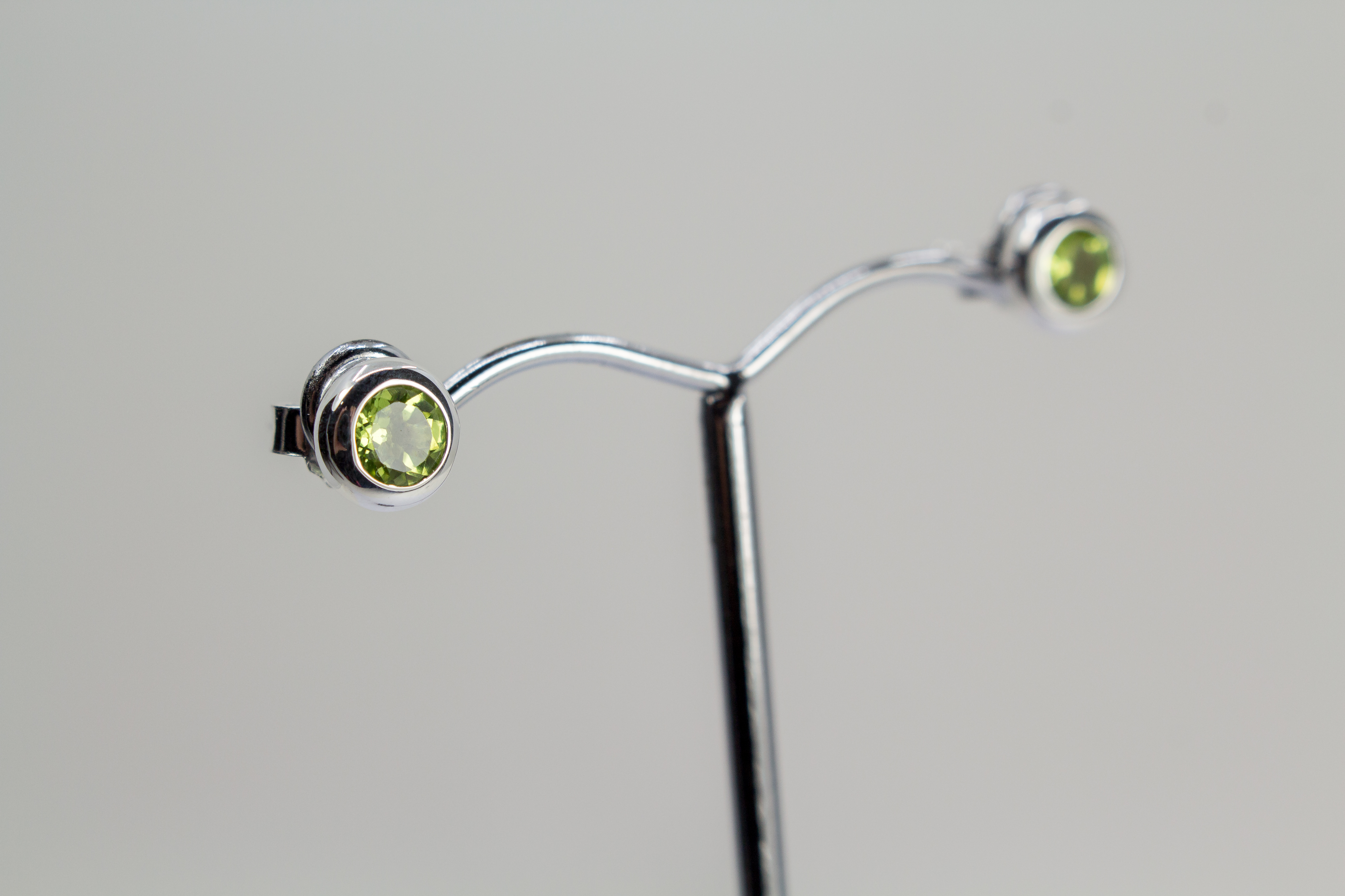 Peridotohrstecker online kaufen - Schmuck online kaufen