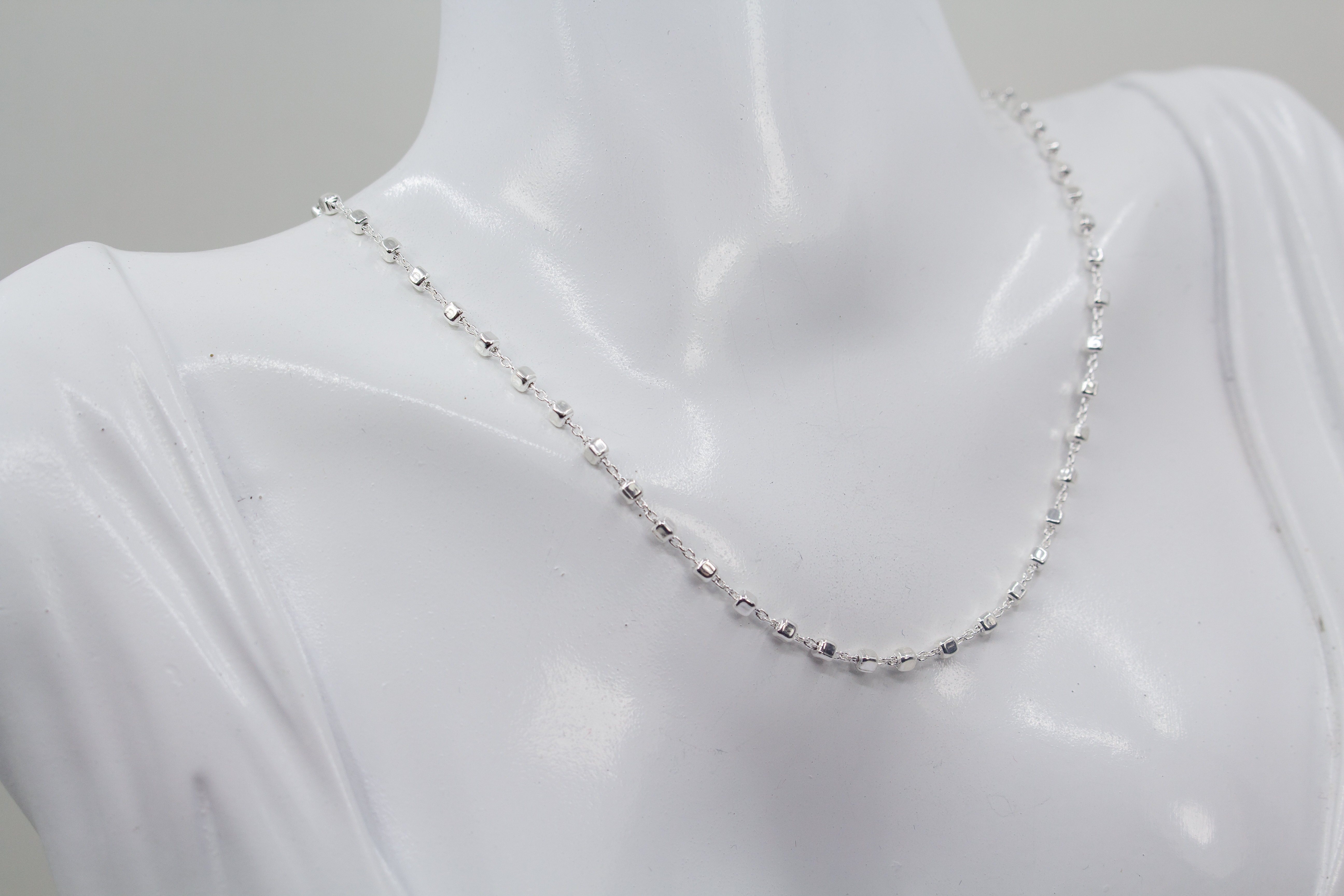 Silberkette mit Würfelchen online kaufen