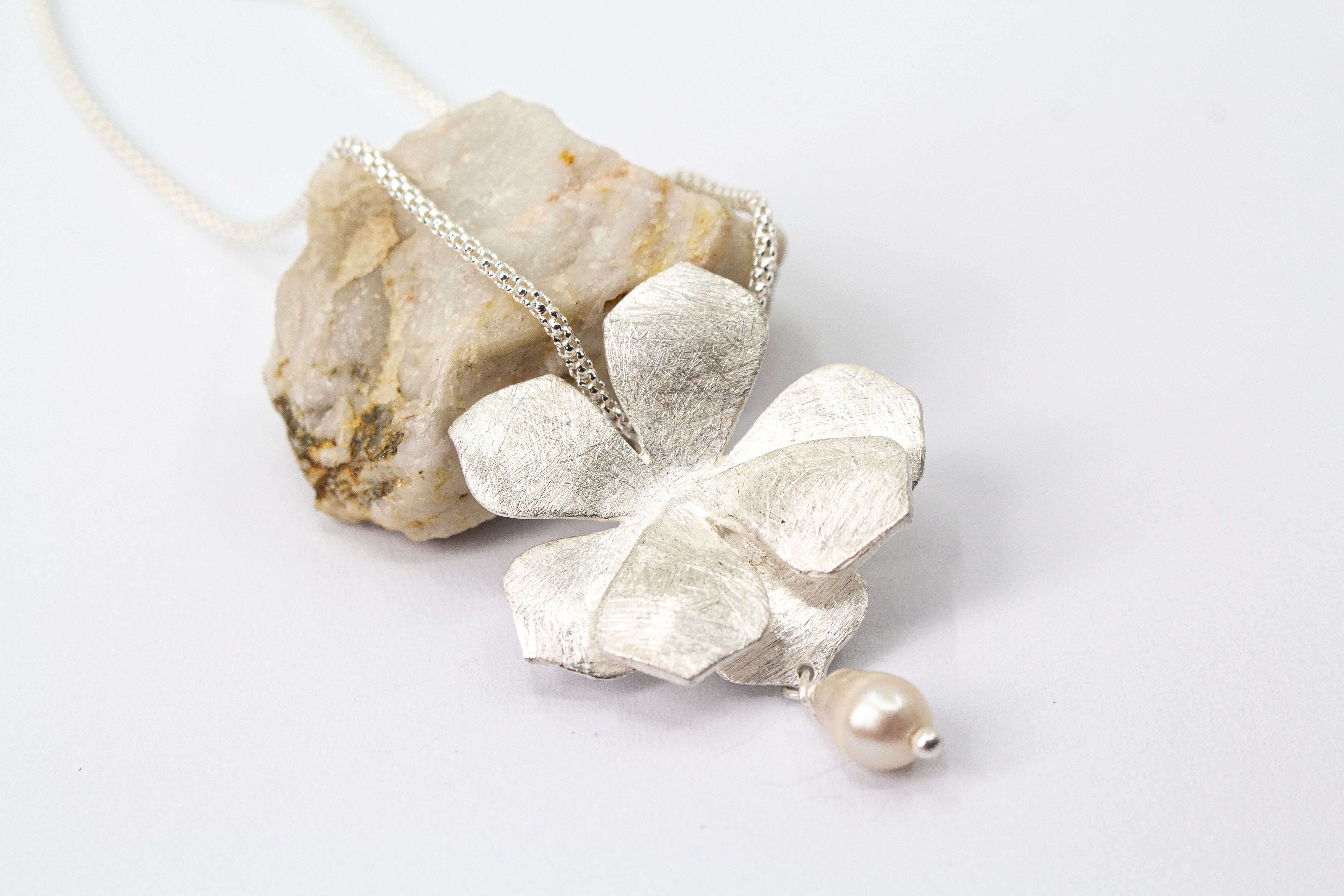 Blumenanhänger online akufen