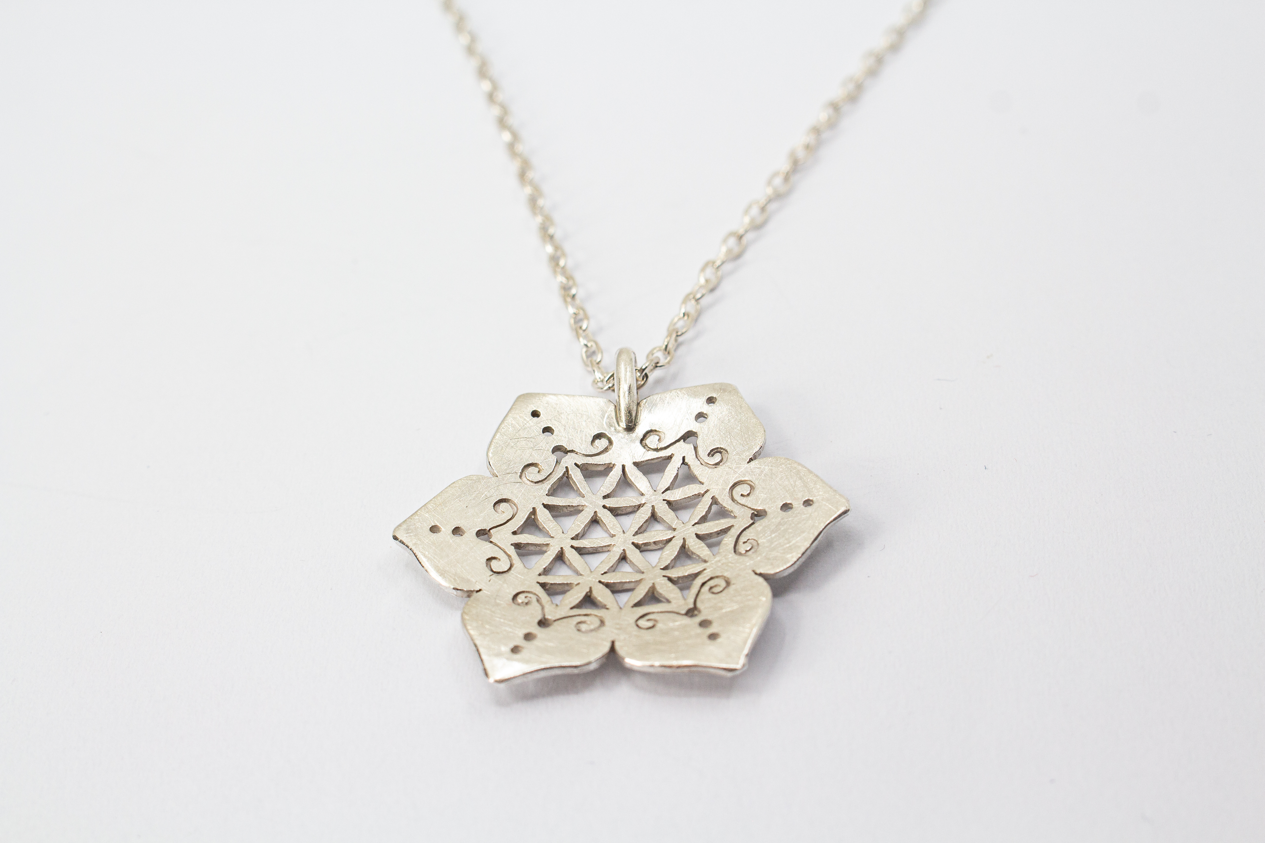 Blume des Lebens online kaufen - lange Silberketten online kaufen