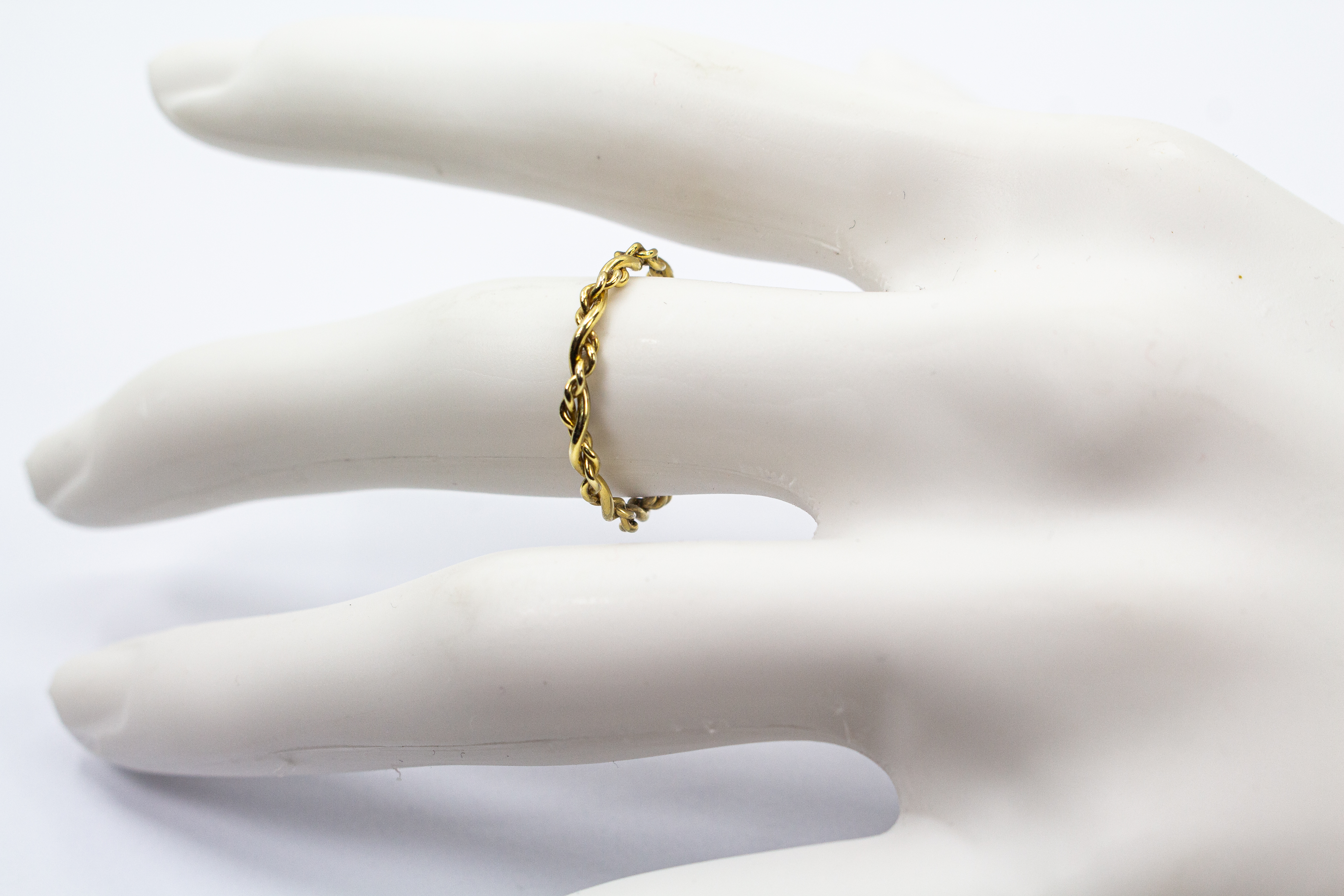 Ring Infinity Twist online kaufen