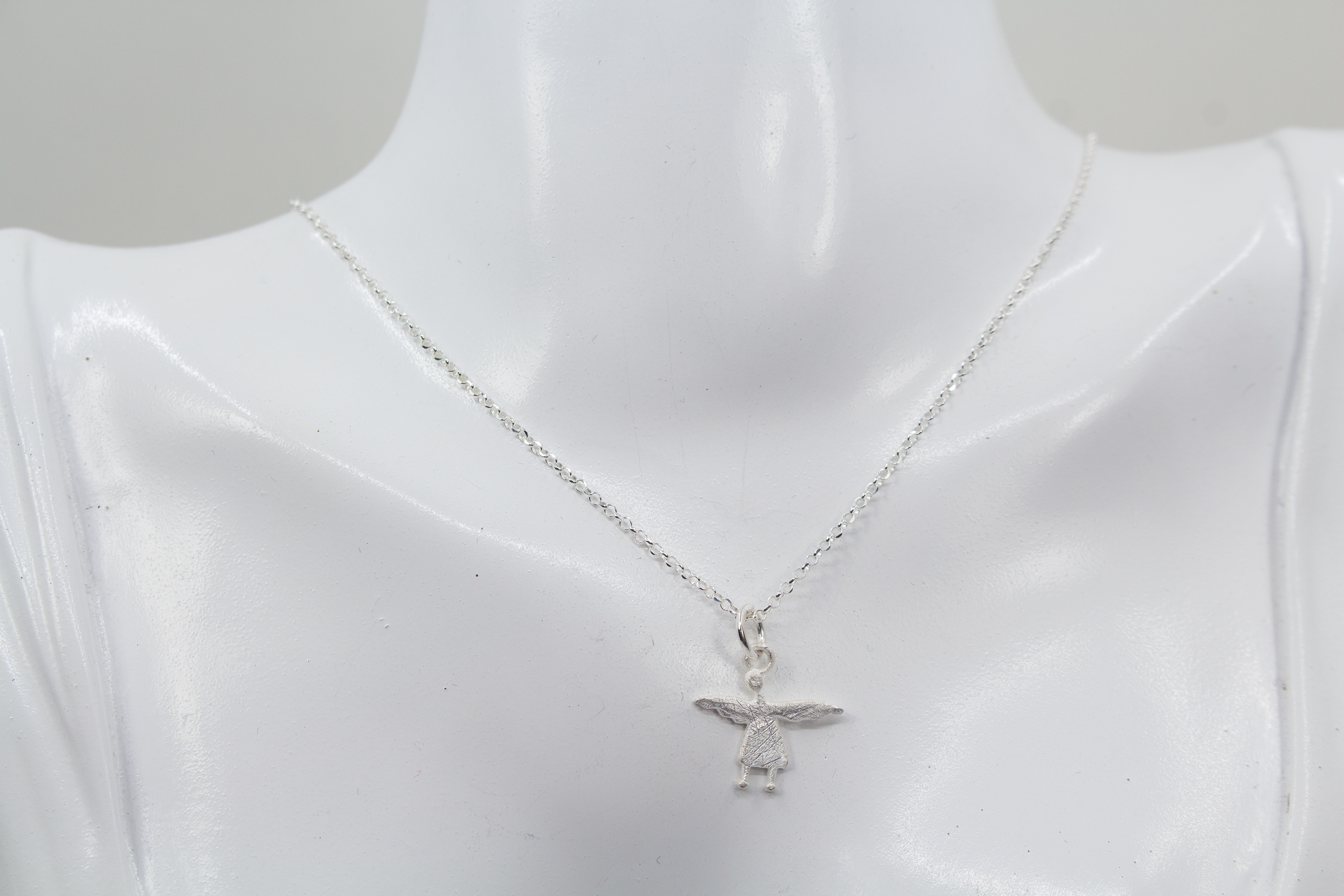 Silberkette mit Engelanhänger online kaufen