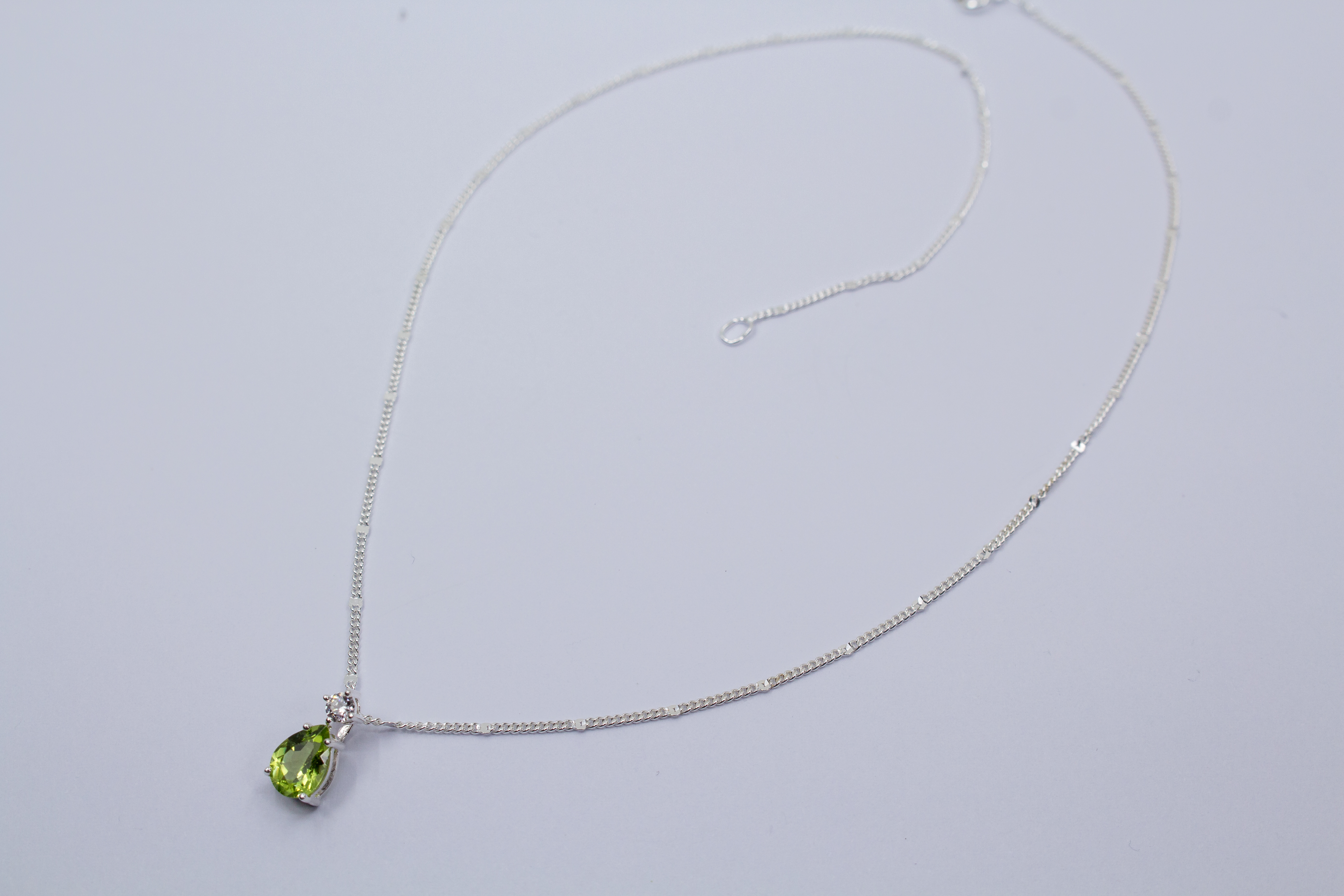 Peridotanhänger online kaufen - Schmuck online kaufen