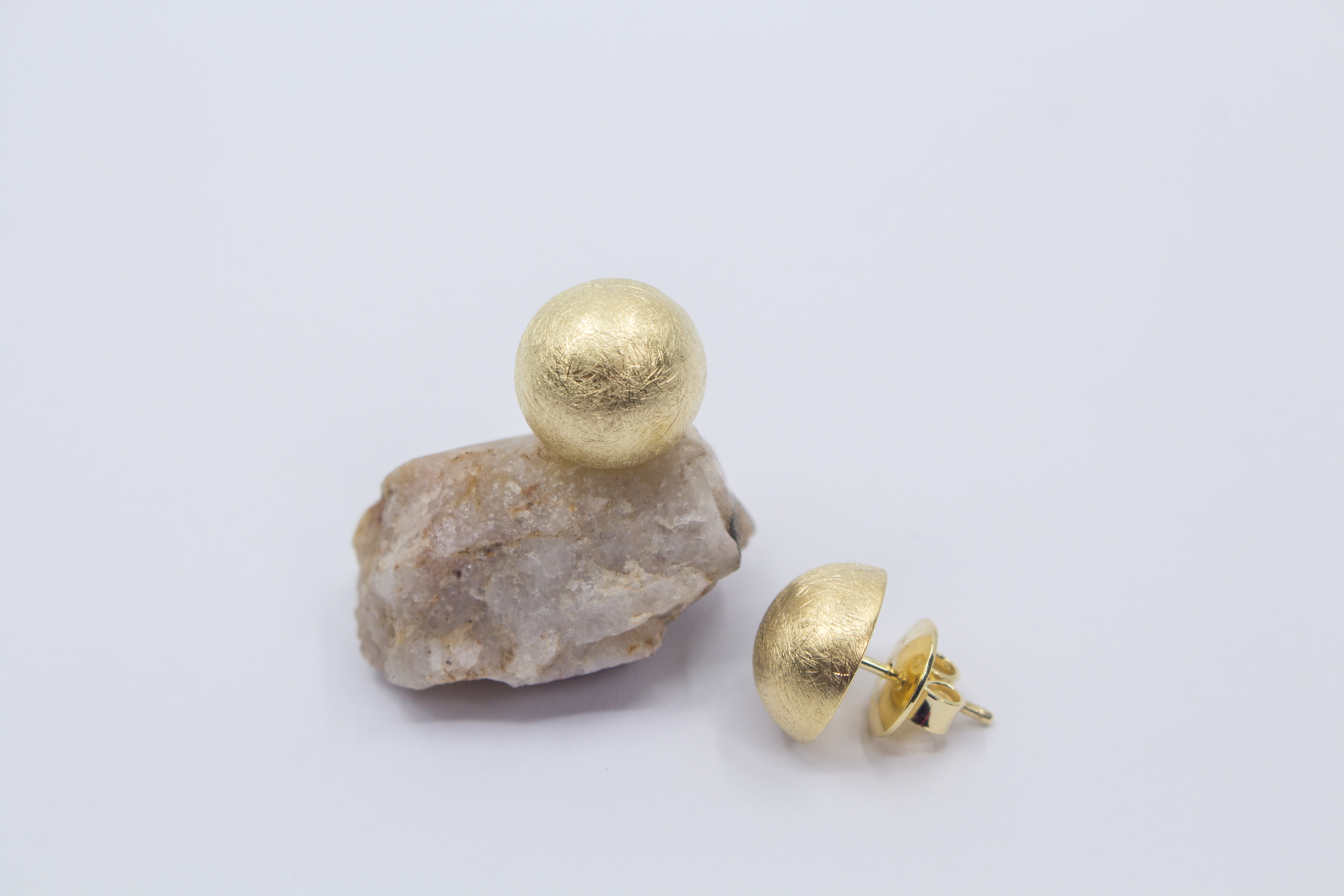 Ohrstecker Halbkugel online kaufen