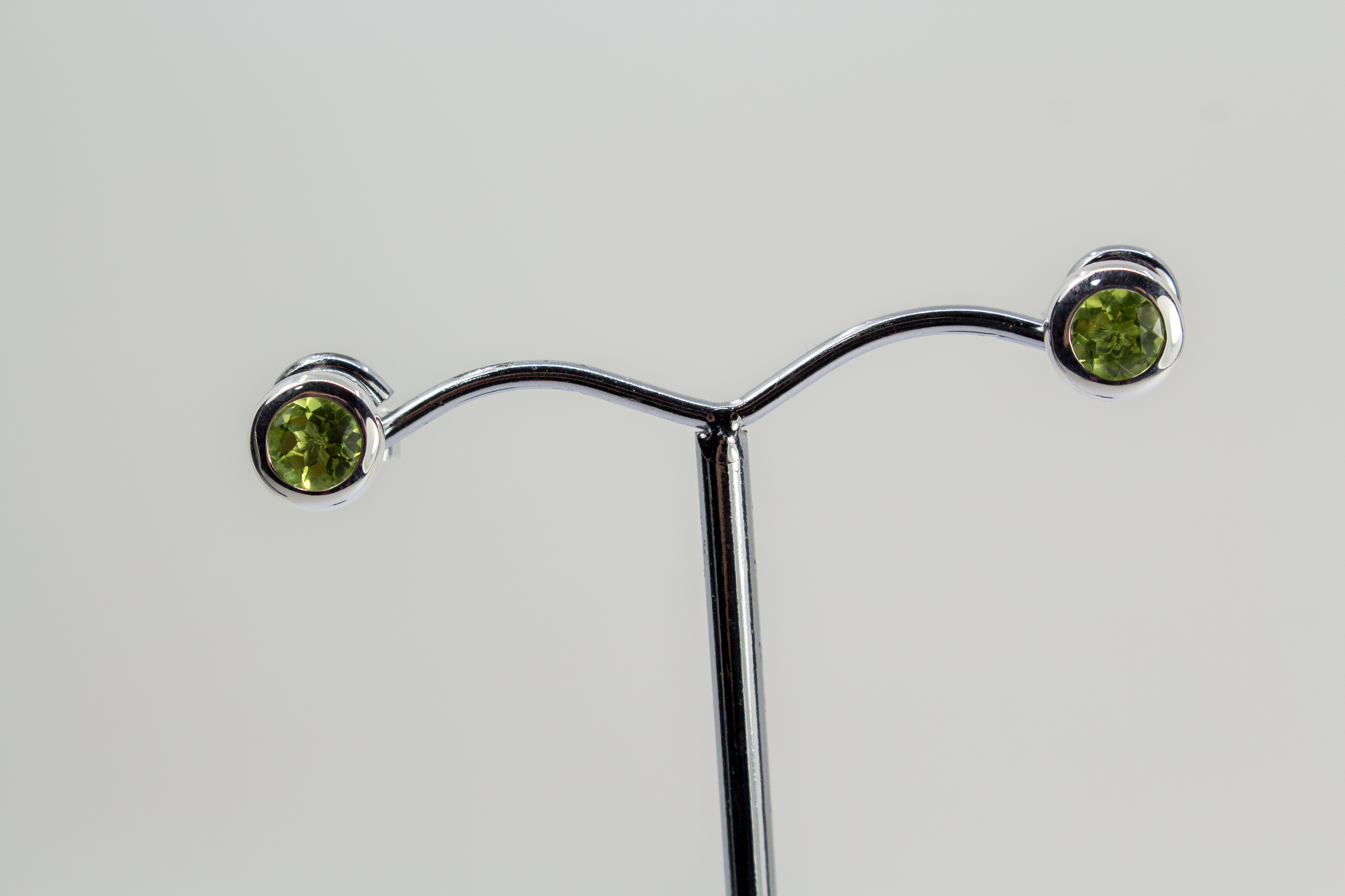 Peridotohrstecker online kaufen - Schmuck online kaufen