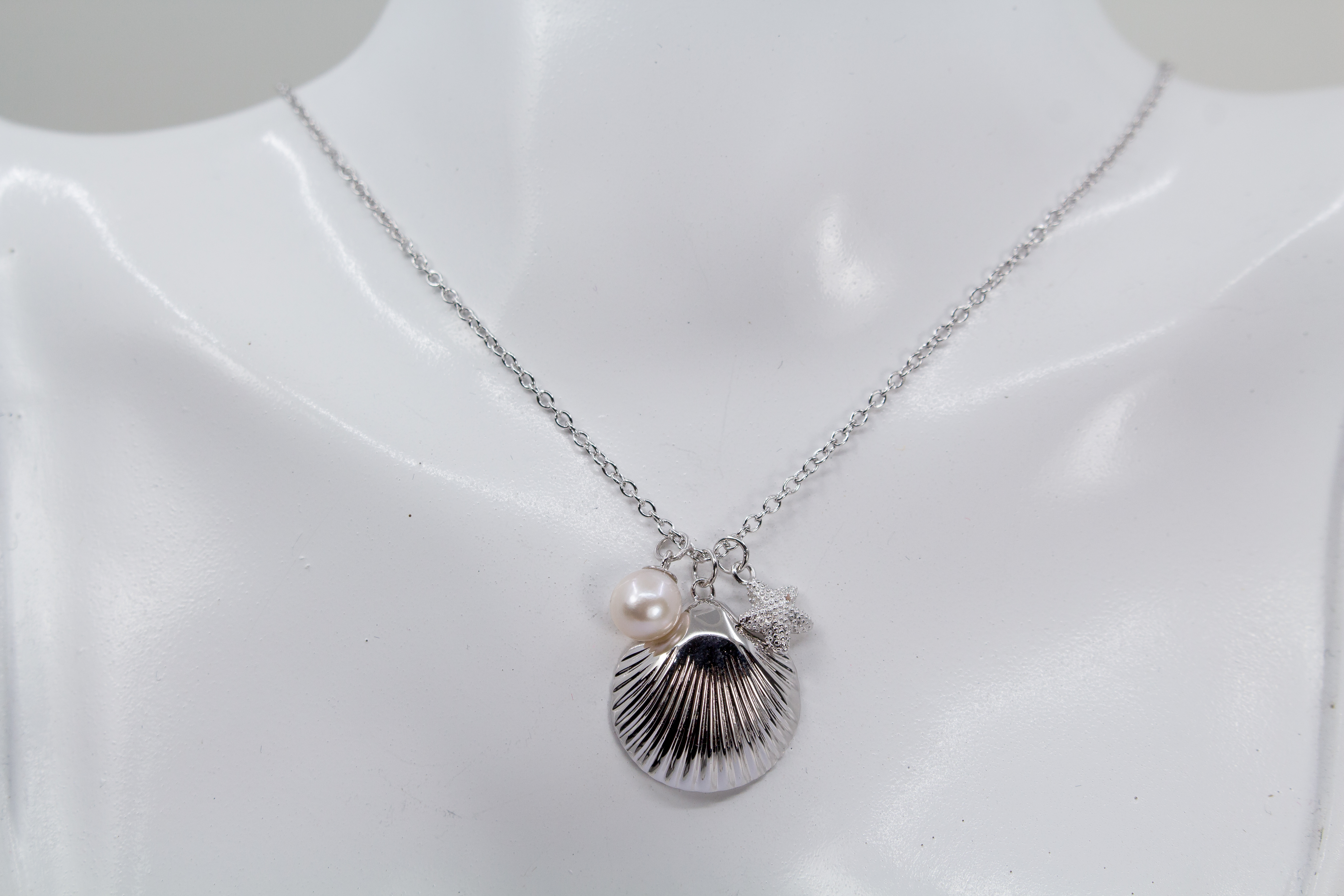 Kette mit Anhänger online kaufen - Schmuck online kaufen