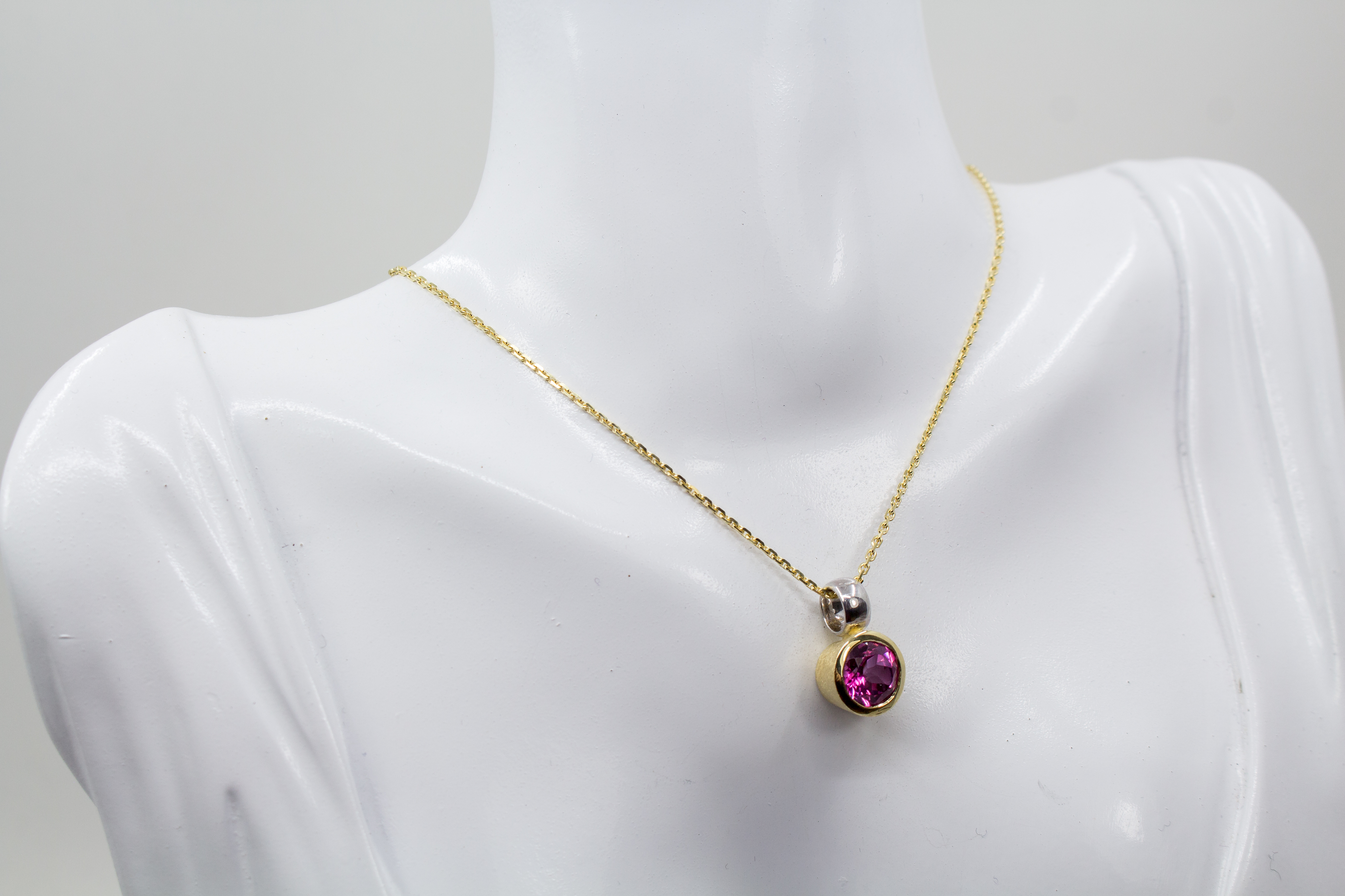 Pinktopasanhänger online bestellen - Schmuck online bestellen