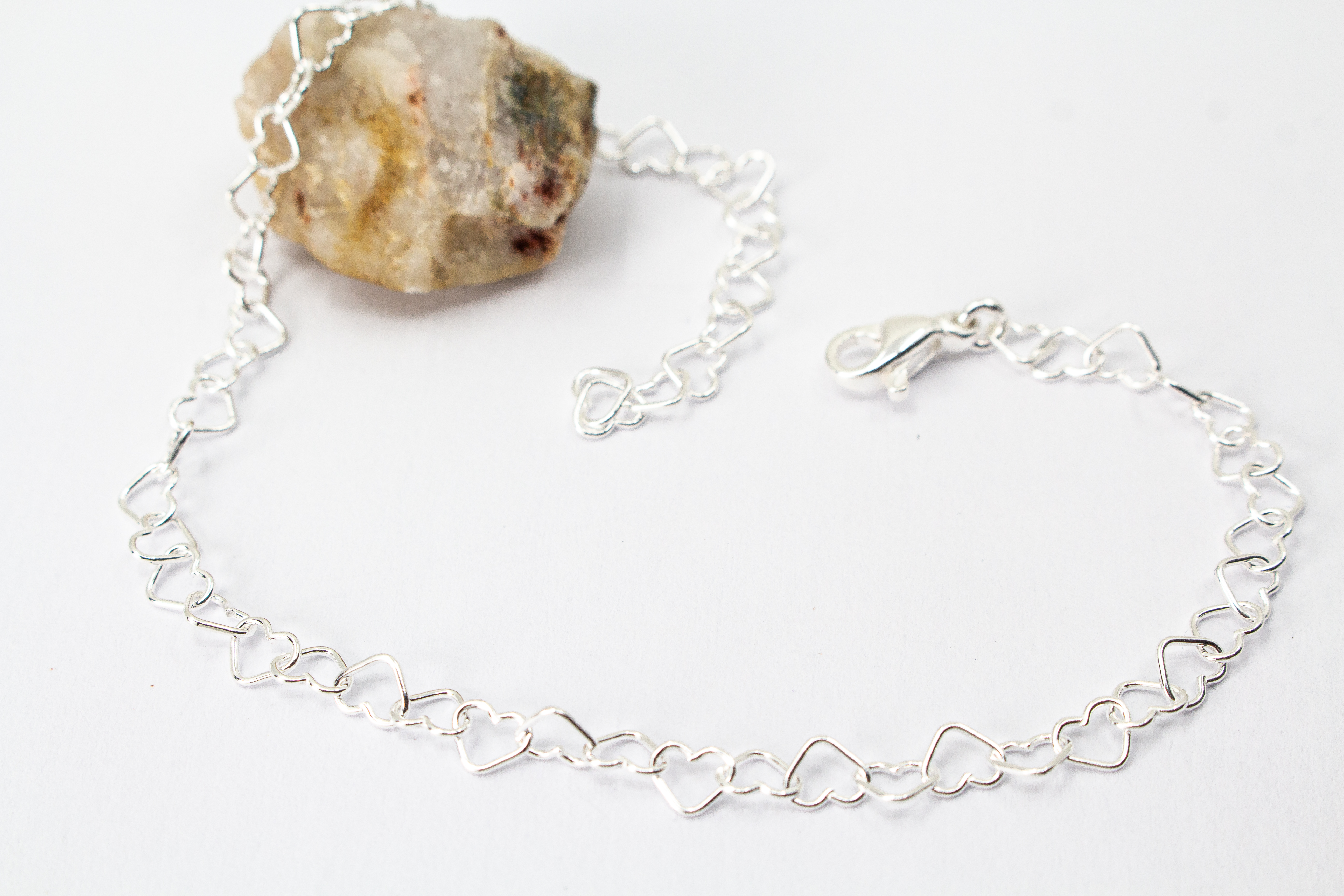 Silber-Fußkettchen „Herz an Herz“ – Filigrane Herz-Gliederkette aus 925er Sterlingsilber