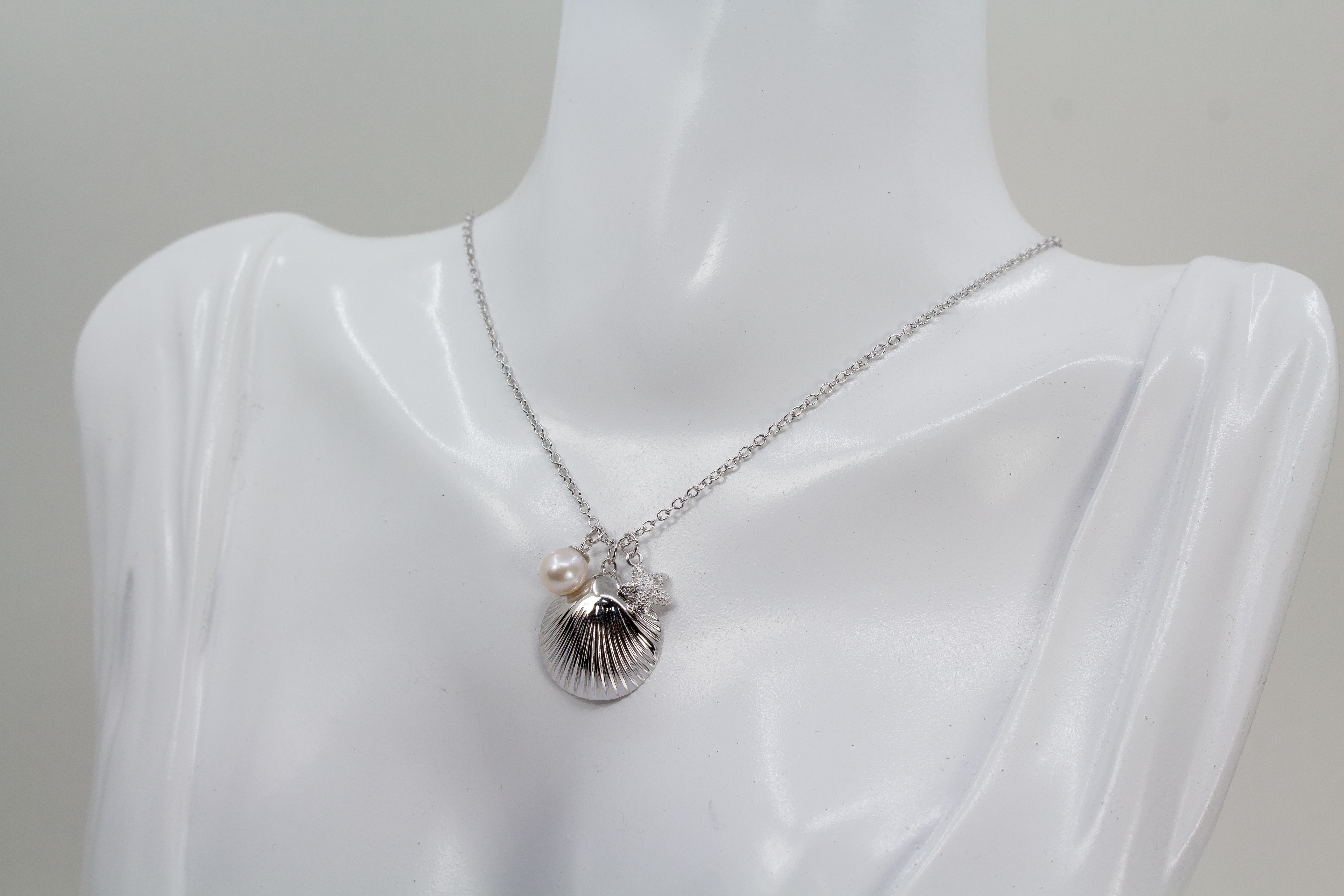 Kette mit Anhänger online kaufen - Schmuck online kaufen