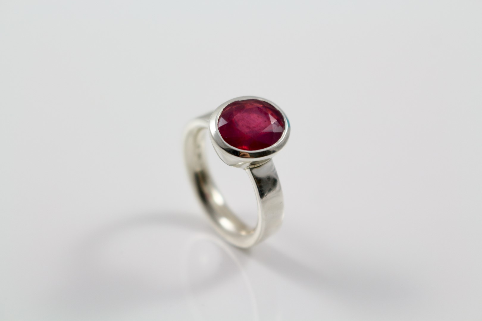 Schmuck_Simi_19-11-88497BEQN3PFbEnv5 Ring Rubin
