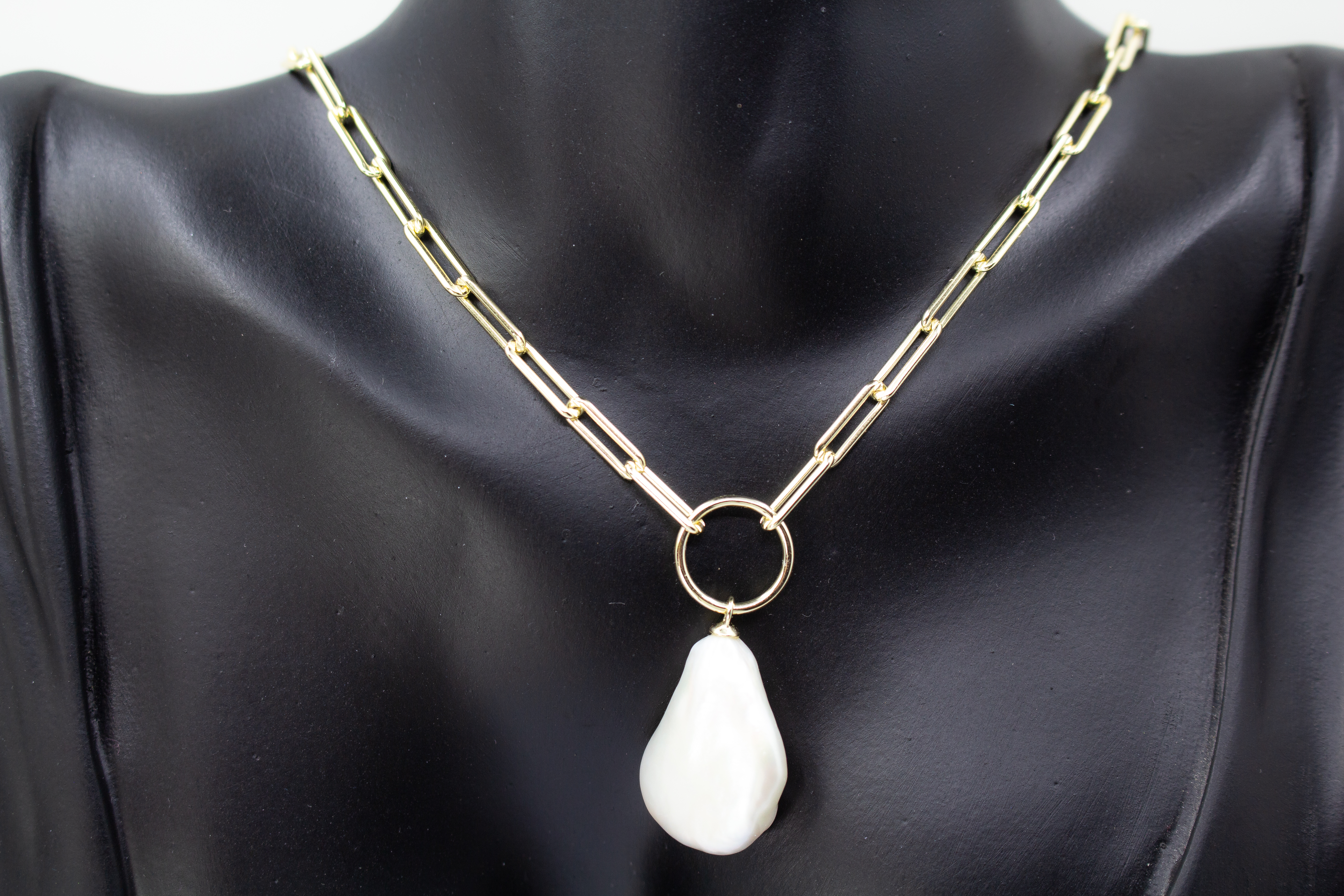 Vergoldete Silberkette „Lumière de Mer“ - 925 Silber Kette mit Barockperle