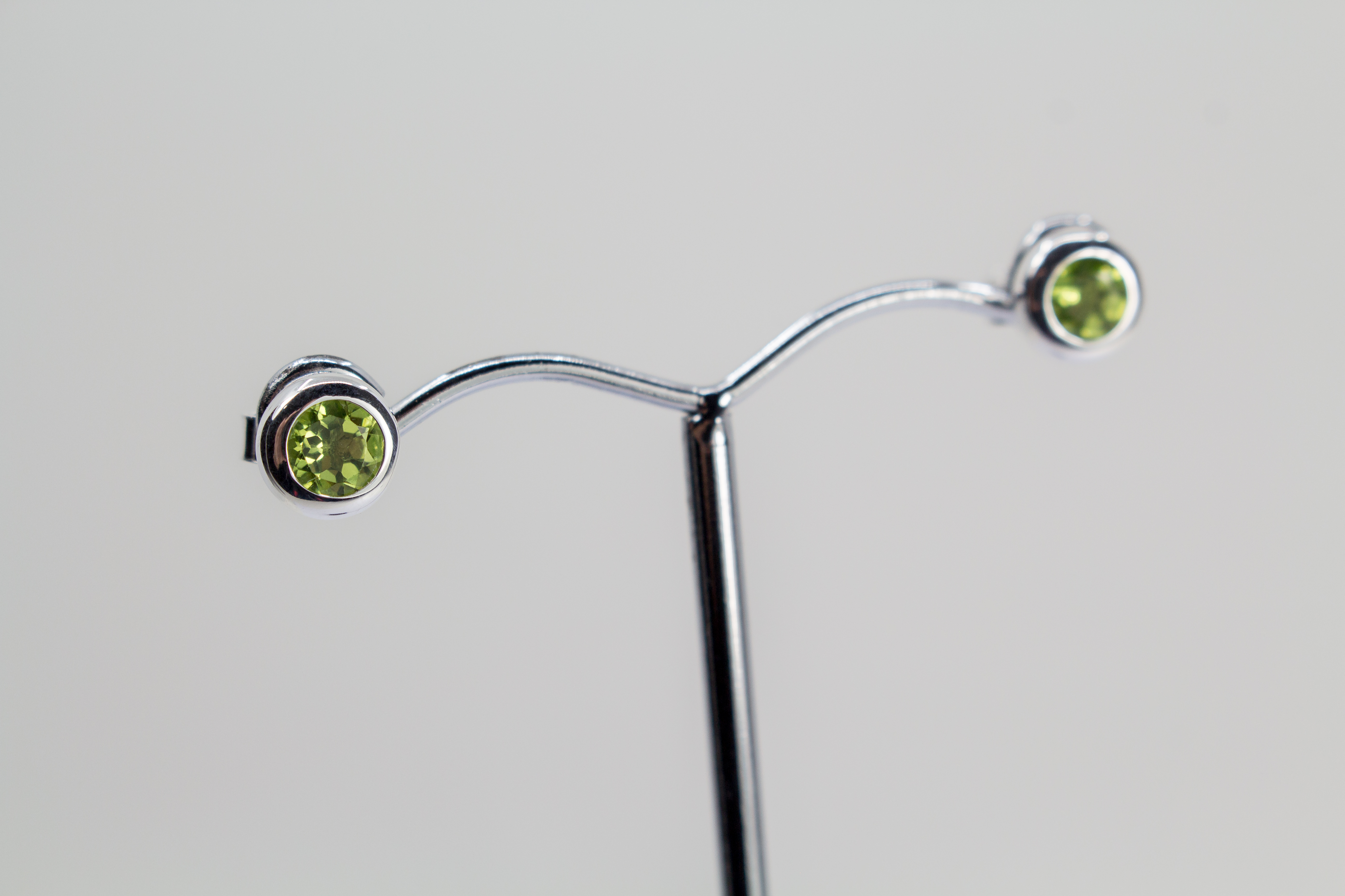 Peridotohrstecker online kaufen - Schmuck online kaufen