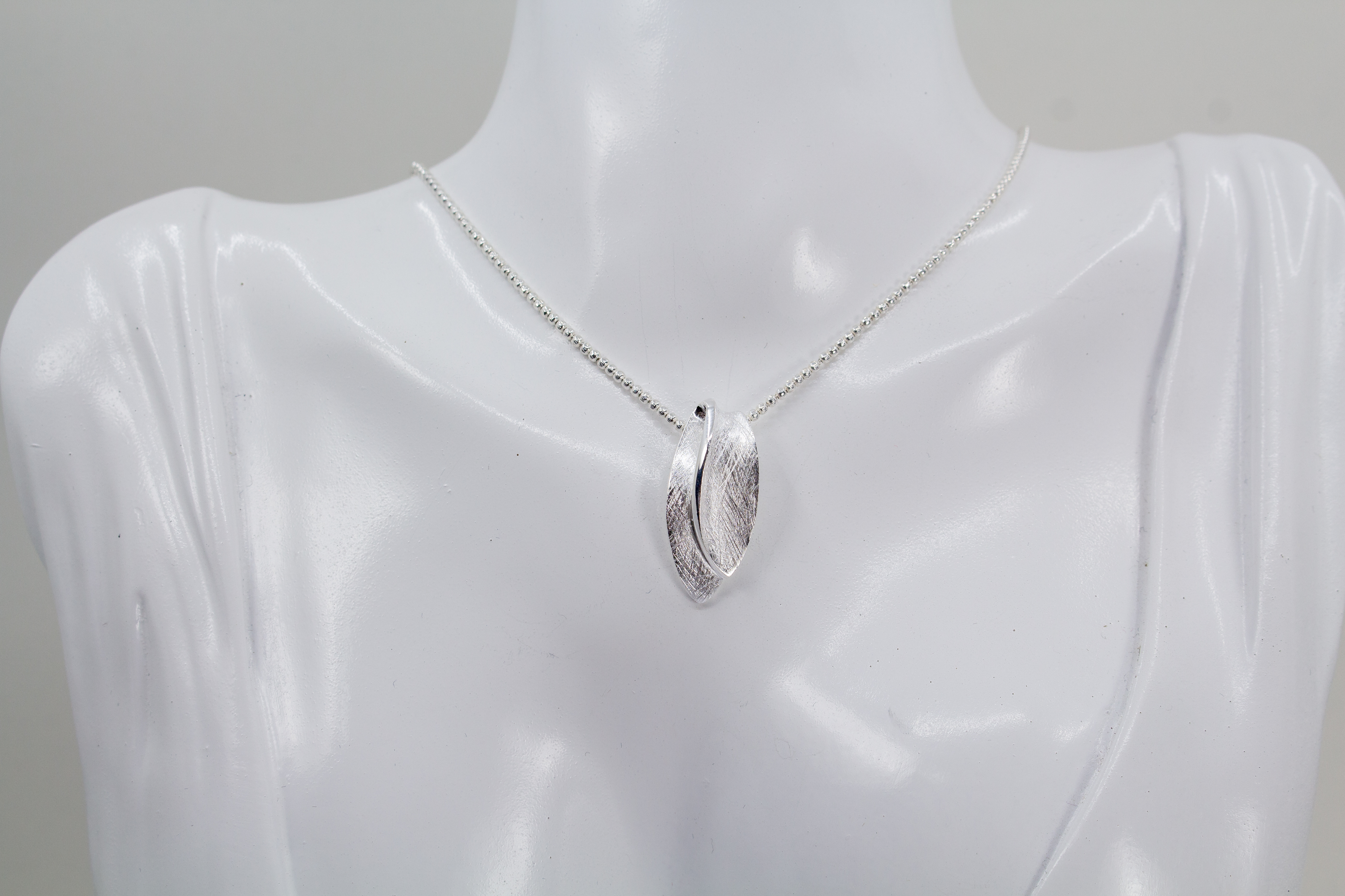 Collier Jolie online kaufen - Silberschmuck online kaufen