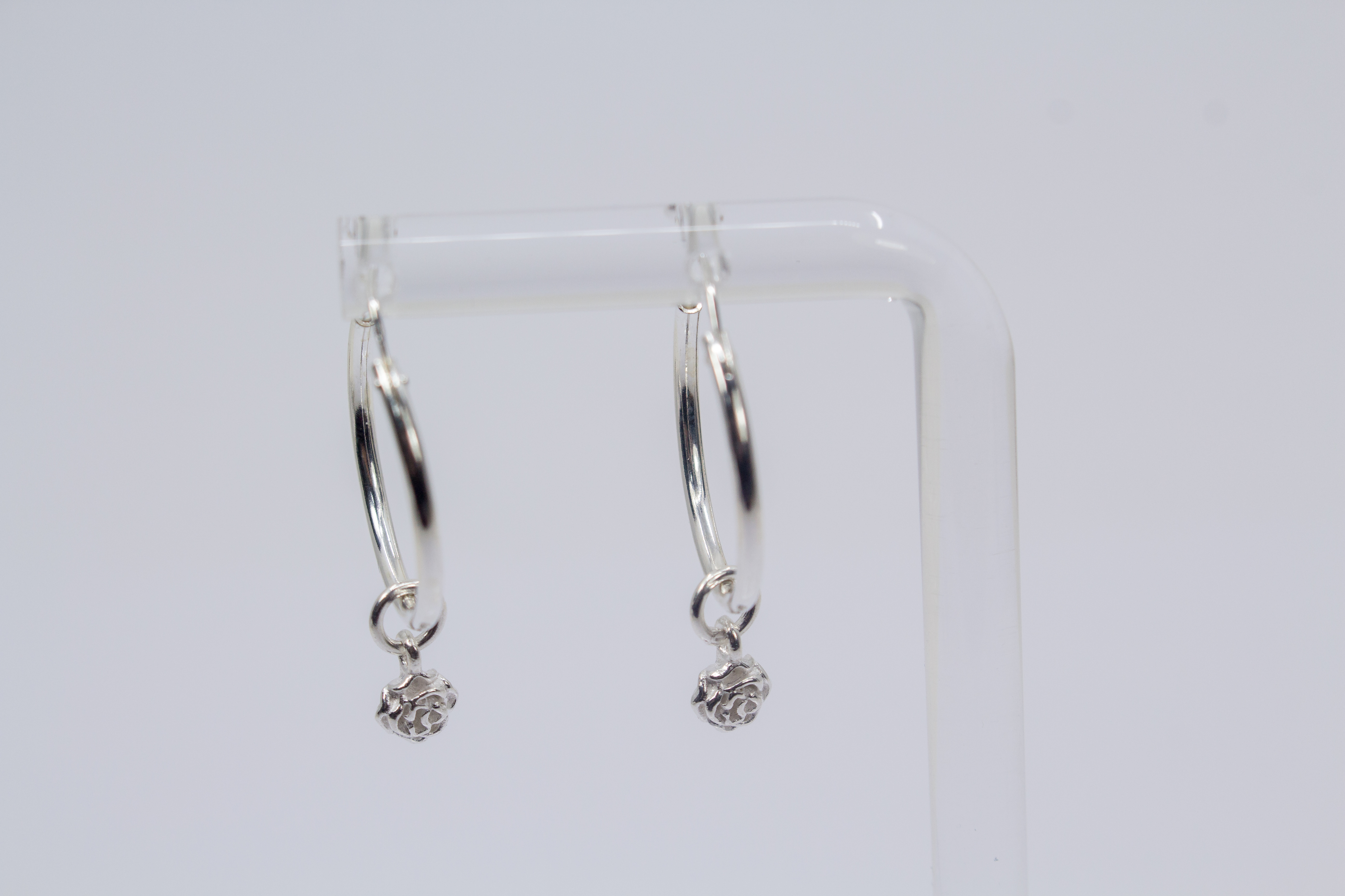 Wechselcreolen mit Blumenanhänger online bestellen