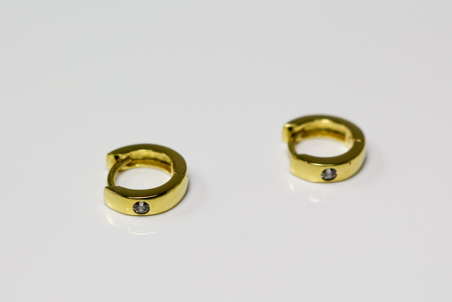 Creolen 333 Gold mit Zirkonia Creolen 333 Gold mit Zirkonia