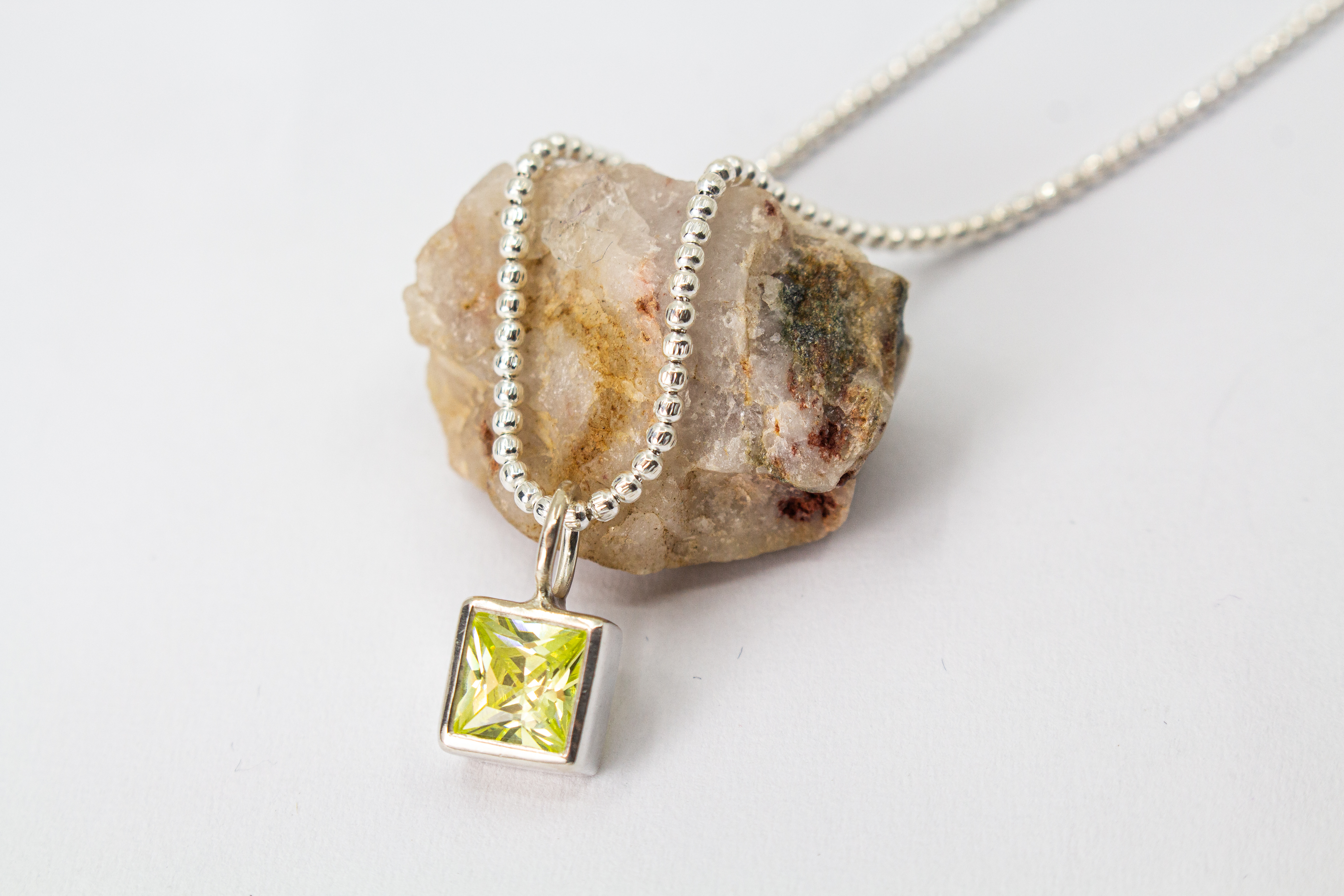 Silberkette „Waldlicht“ – Filigraner Anhänger aus 925er Sterlingsilber