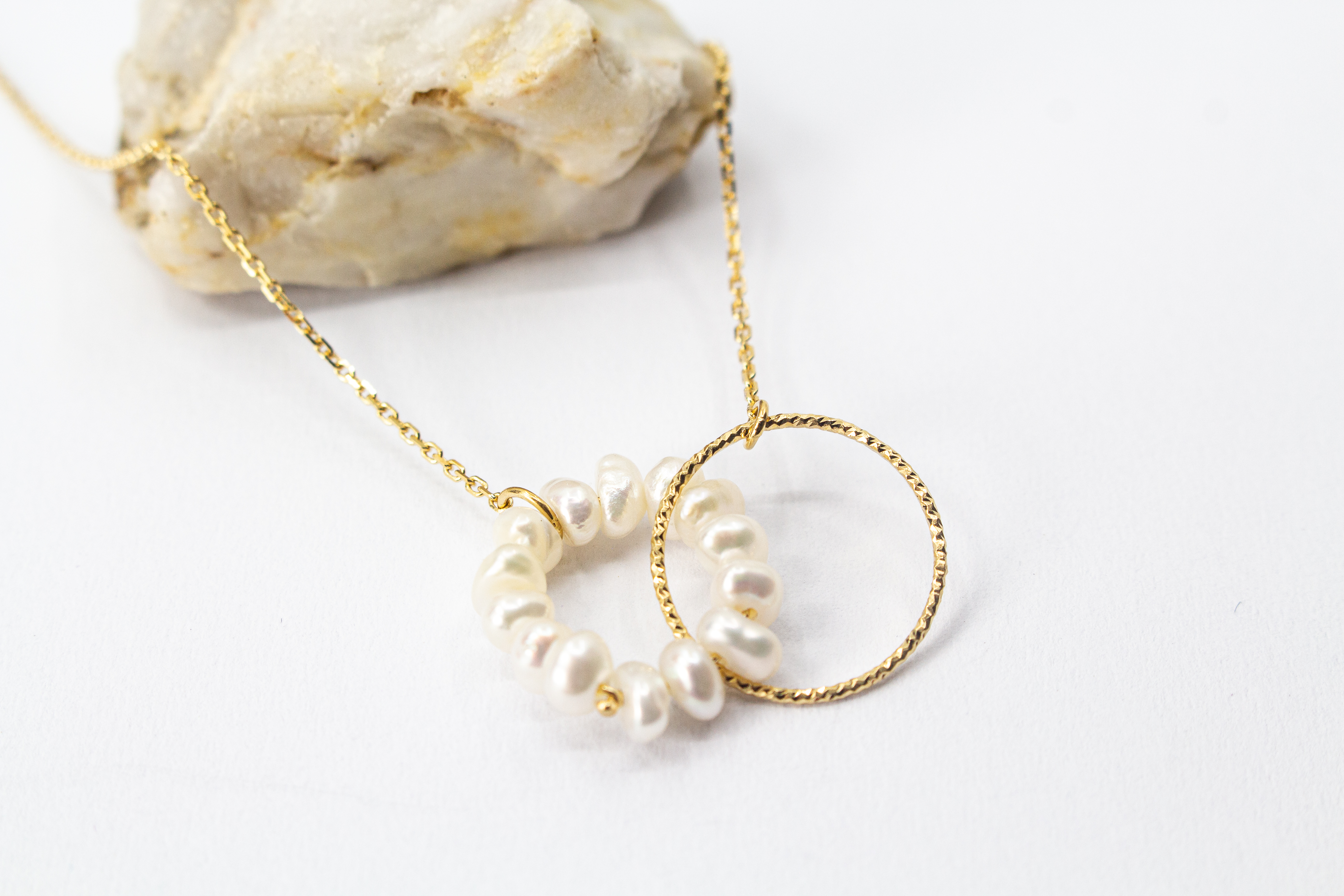 Goldkette online kaufen - Perlenkette online kaufen