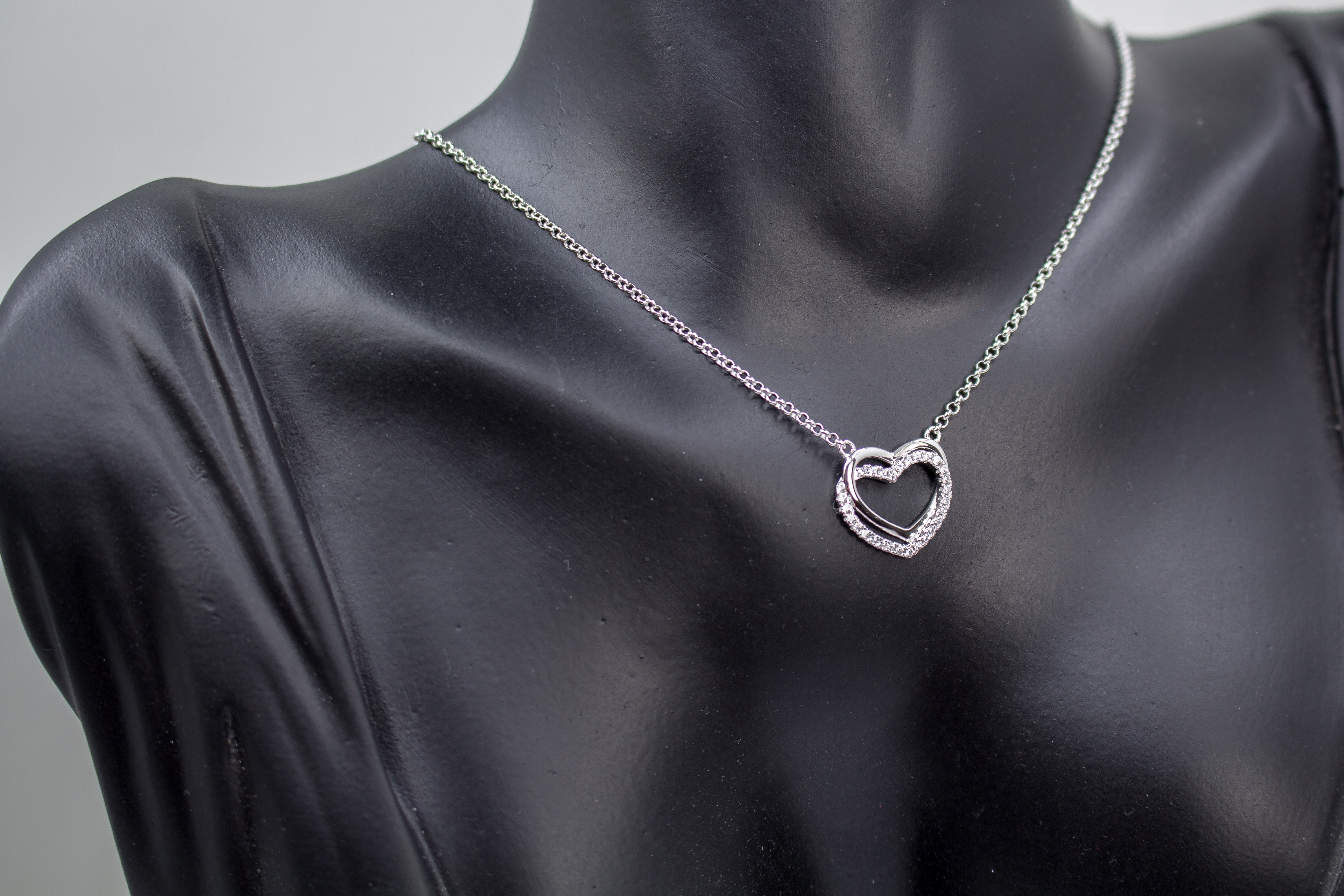 Kette mit Herzanhänger online kaufen - Schmuck online kaufen