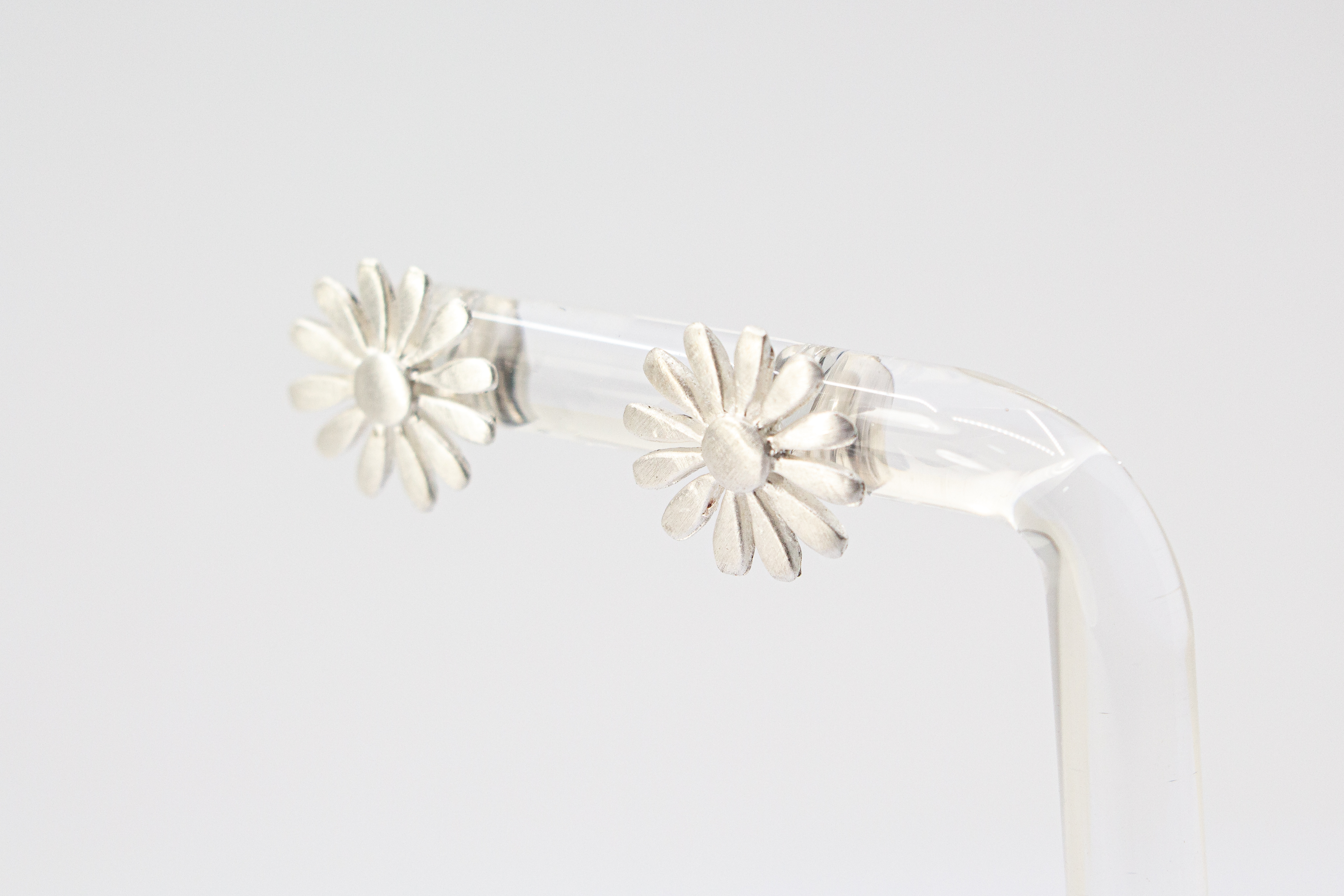 Blumenohrstecker online kaufen