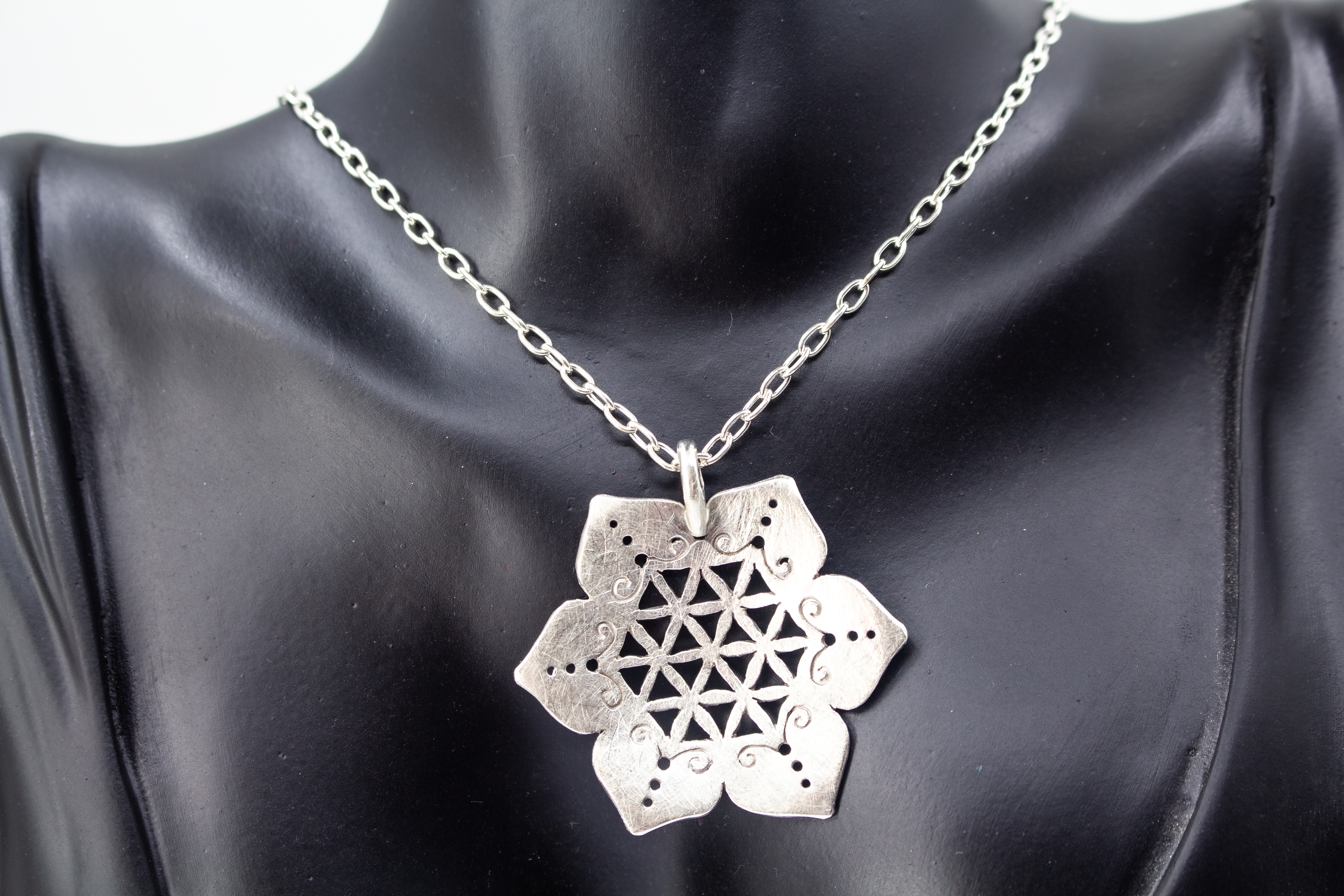 Blume des Lebens online kaufen - lange Silberketten online kaufen